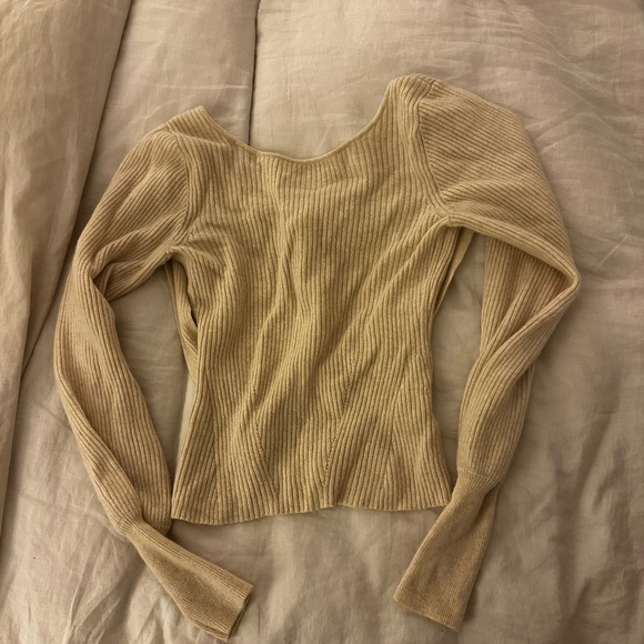 Reformation Alber open back sweater in color gossamer - Picture 3 of 6